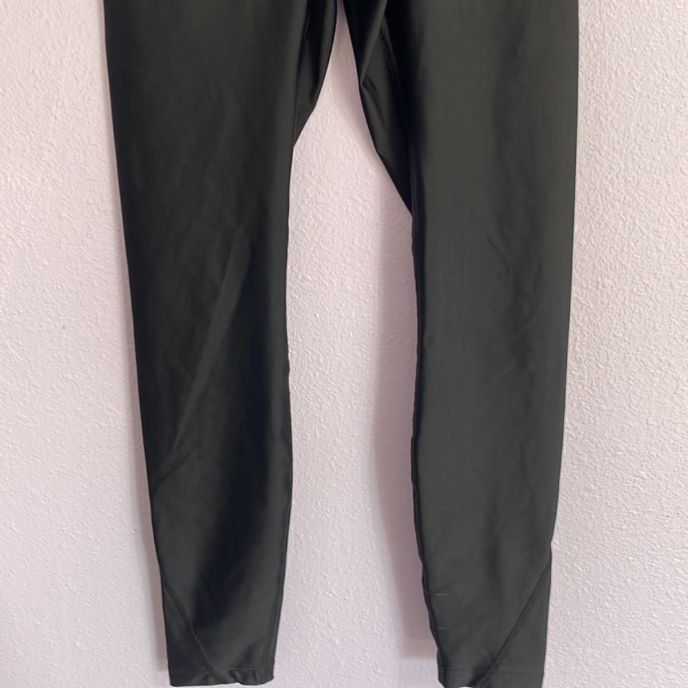 Nike Black Cropped Leggings Small - Picture 3 of 9